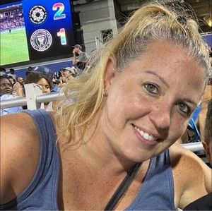 Meet your Posher, Megz